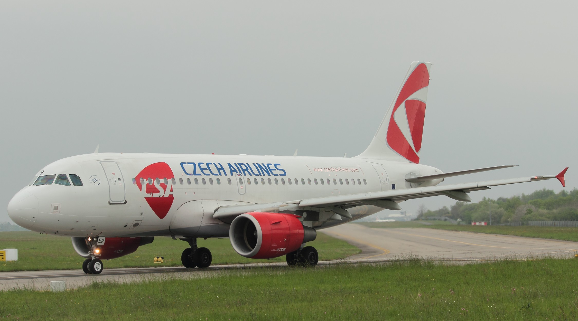 [18/04/2015] Airbus A319 ( OK-OER ) Czech Airlines  15042110373219033613195152