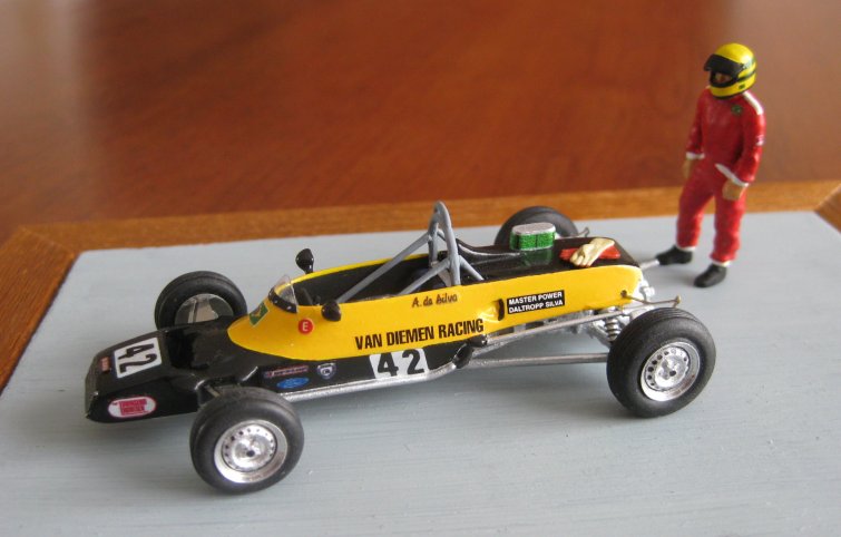 Van Diemen RF81 (Formule Ford 1600 de 1981) Provence Moulage 1/43e - Page 3 1505040713073532813236143