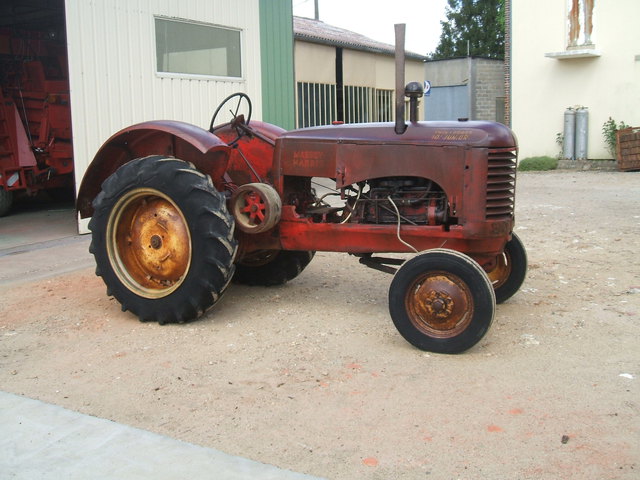 Massey-harris 101 junior a vendre 15050909570314765113251995