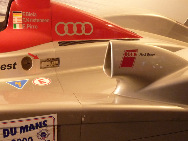 photos Audi R8 vainqueur du Mans 2000 15061506223313504513369260