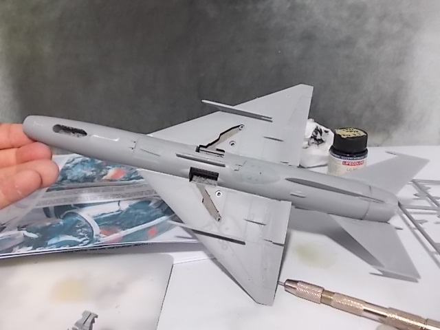 MiG-21 UM Mongol B ... Terminé... [Trumpeter 1/48] 15071207071010194413438125