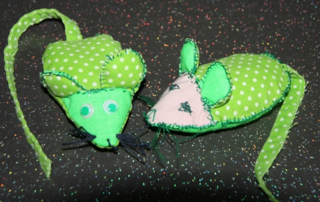 Couture BB Tablier � Comptines-Doudous - Doudous (19) [640x480]