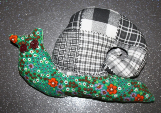 Couture BB Tablier � Comptines-Doudous - Doudous (23) [640x480]