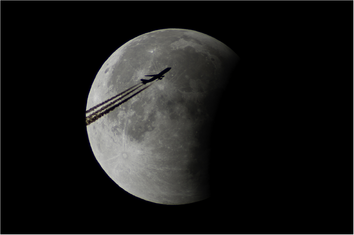 eclipse_lune_avion