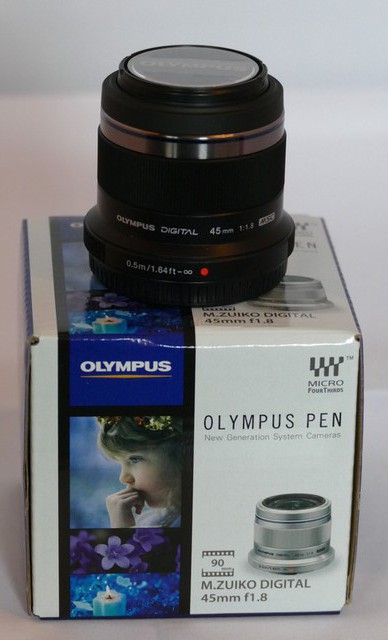 [VENDU] Objectif Olympus 45mm f/1.8 Noir 15101002310719092913648124