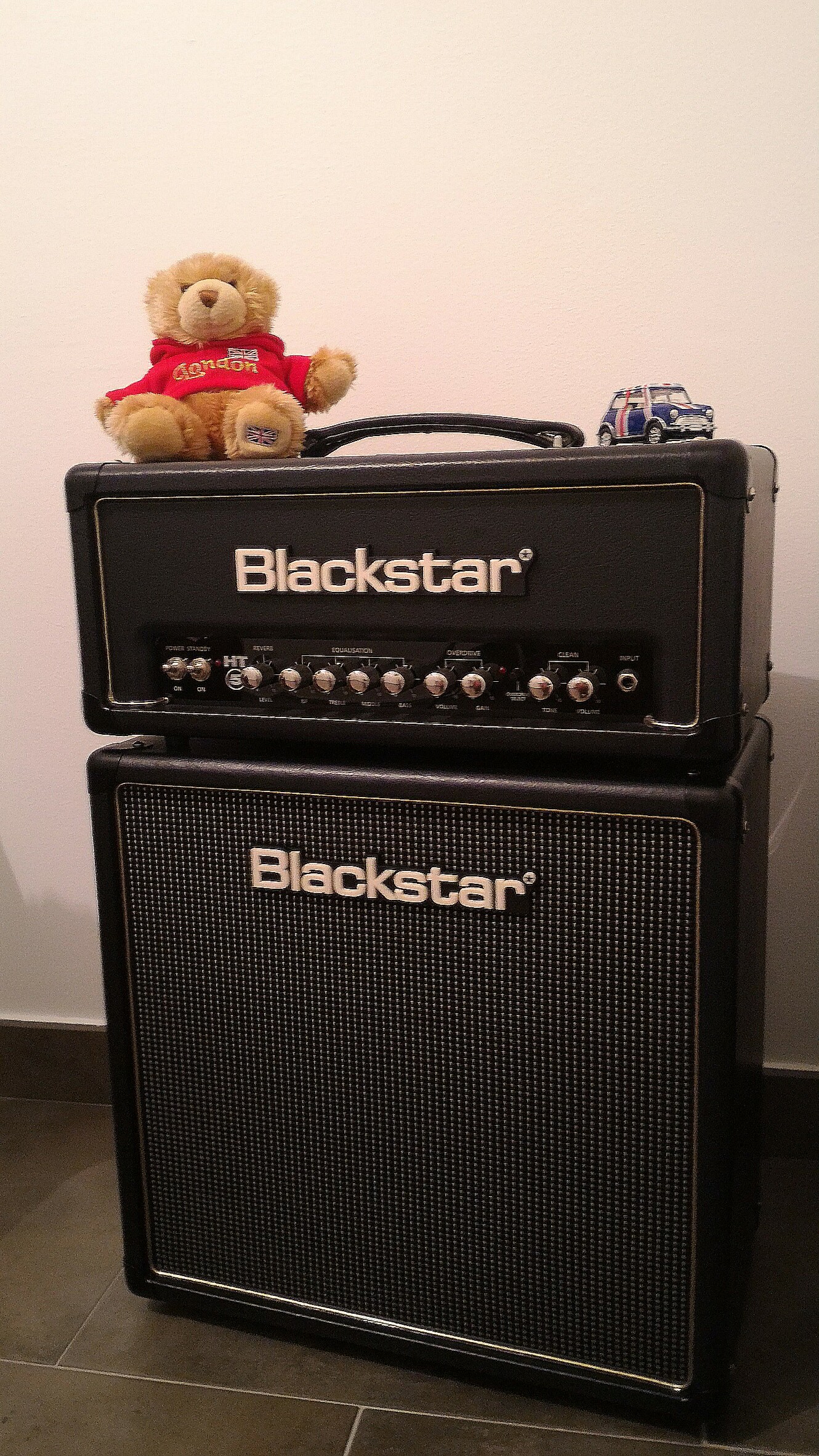 PicsArt_10-15-07.26.11