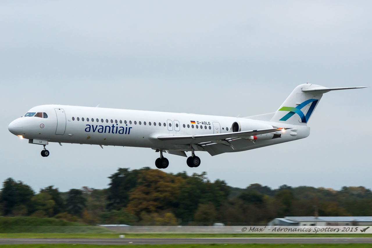 [21/10/2015] Fokker F100 (D-AOLG) Avanti Air 15102210140120512113684526