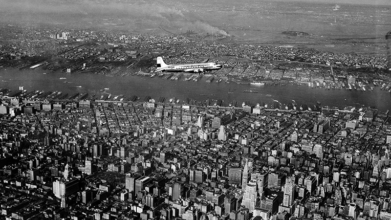 1946-mei-Eerste-vlucht-New-York-1920x1080 small