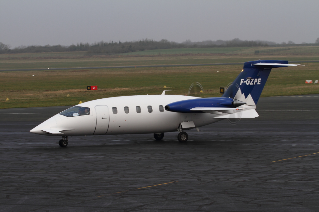 Aéroport de Poitiers-Biard - Mars 2015 15110312212816895413718378