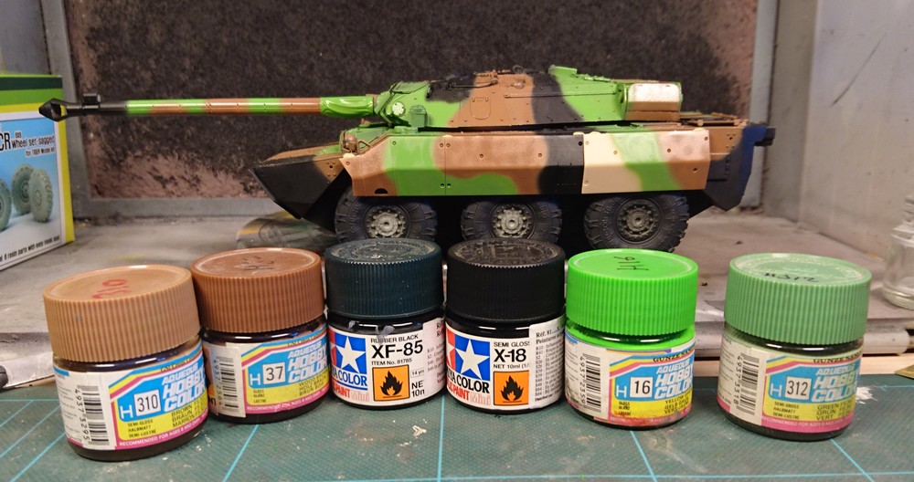 Test peinture Hataka "Modern French Army Paint Set" 15110602045919942713727482