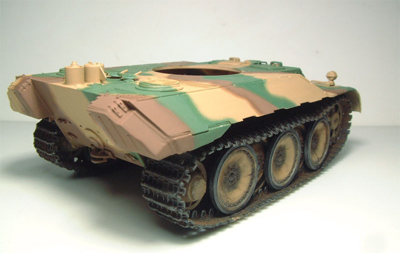 [HobbyBoss] German VK1602 Leopard - 1/35e  1511200546254769013765545