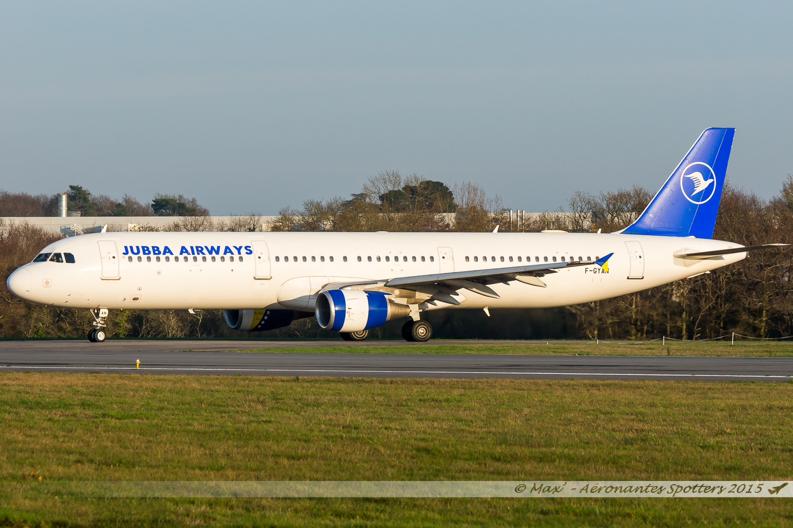 [26/12/2015] Airbus A321-100 (F-GYAN) Jubba Airways 15122610155620914313855911