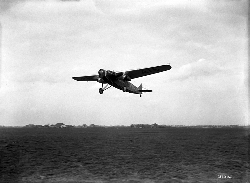KLM-523156-1934 small