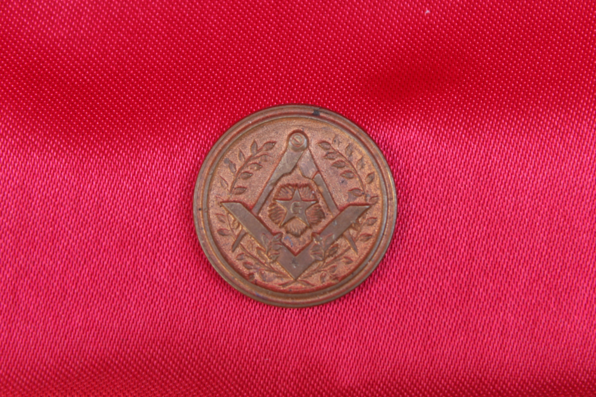 Ancienne Pièce GeoCoin Argent Franc-Maçonnerie – Collection Master Maçon Traçable Non Activé