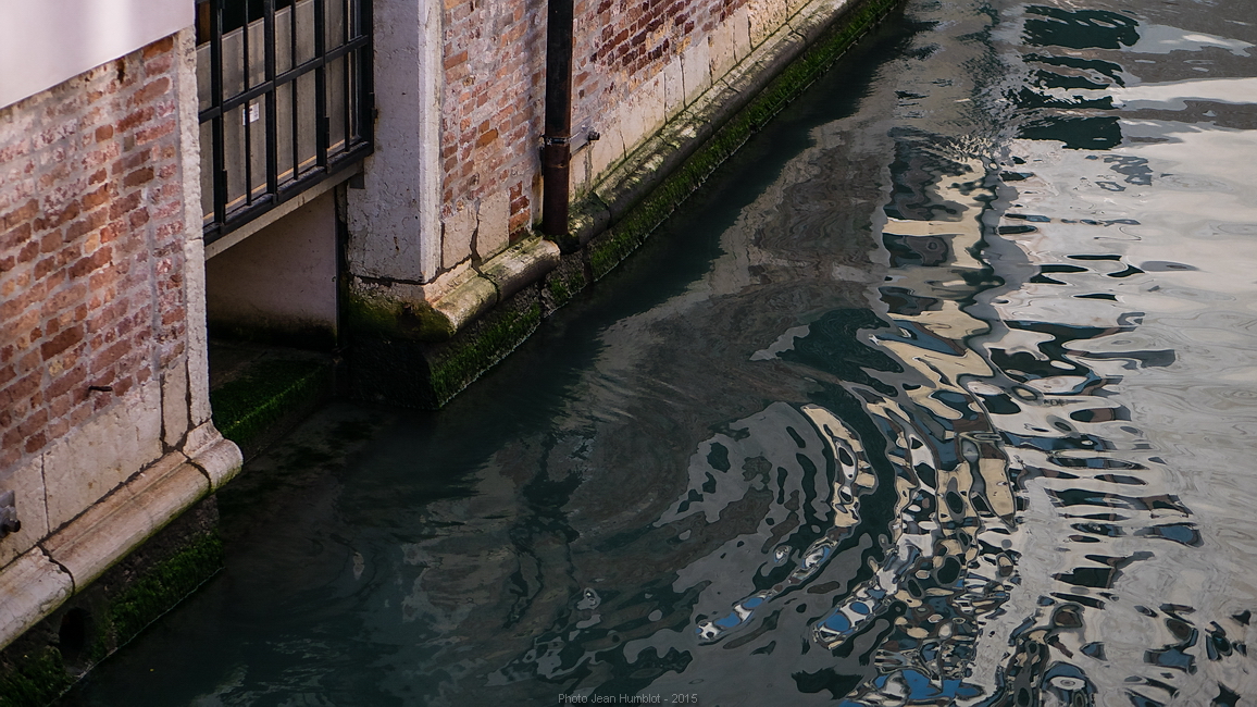 Venise : reflets d'eau et de verre 16012611041519380413927363