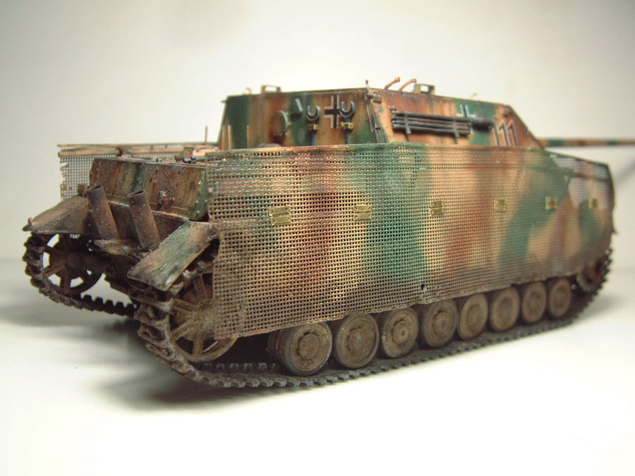 Panzer IV/70 (A) Sd.Kfz.162/1 - [HobbyBoss] - 1/35e - Page 3 1602220754474769013996942