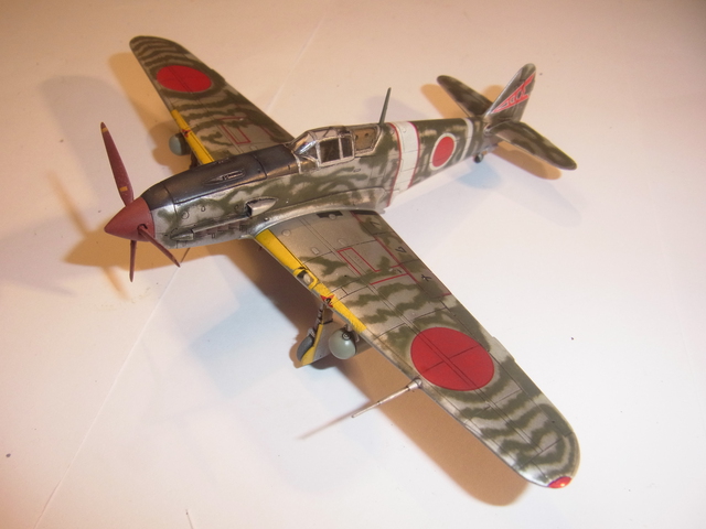 Ki-61 Hien Fine Molds 1/72ème - Fin de la version Otsu le 12/05! - Page 2 1603310516449736114110671