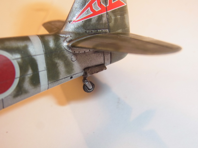 Ki-61 Hien Fine Molds 1/72ème - Fin de la version Otsu le 12/05! - Page 2 1603310516549736114110673