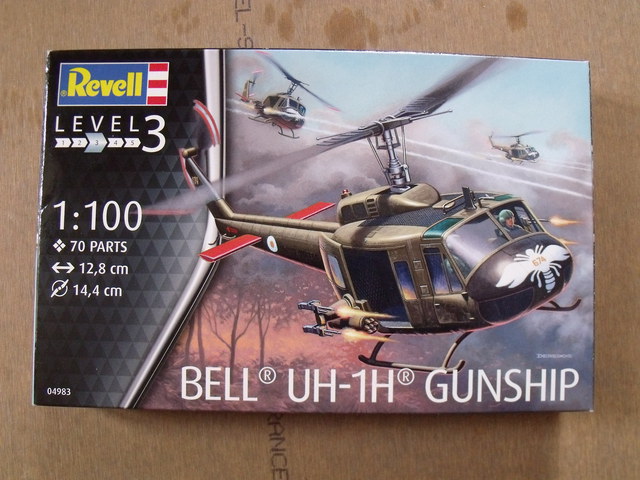 [Revell] Bell UH-1H Gunship 1/100 16041711195512553914154852