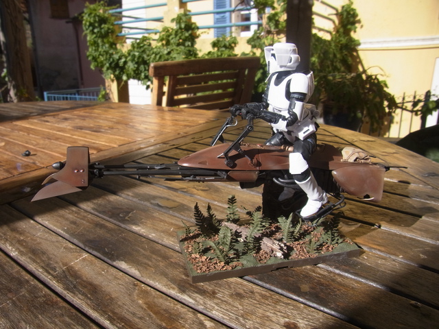 Scout Trooper et Speeder Bike - Bandaï 1/48 1604250139589736114178072