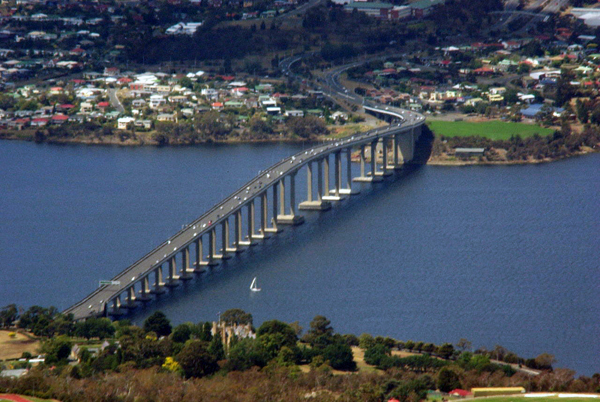 Tasman_Bridge_Hobart small