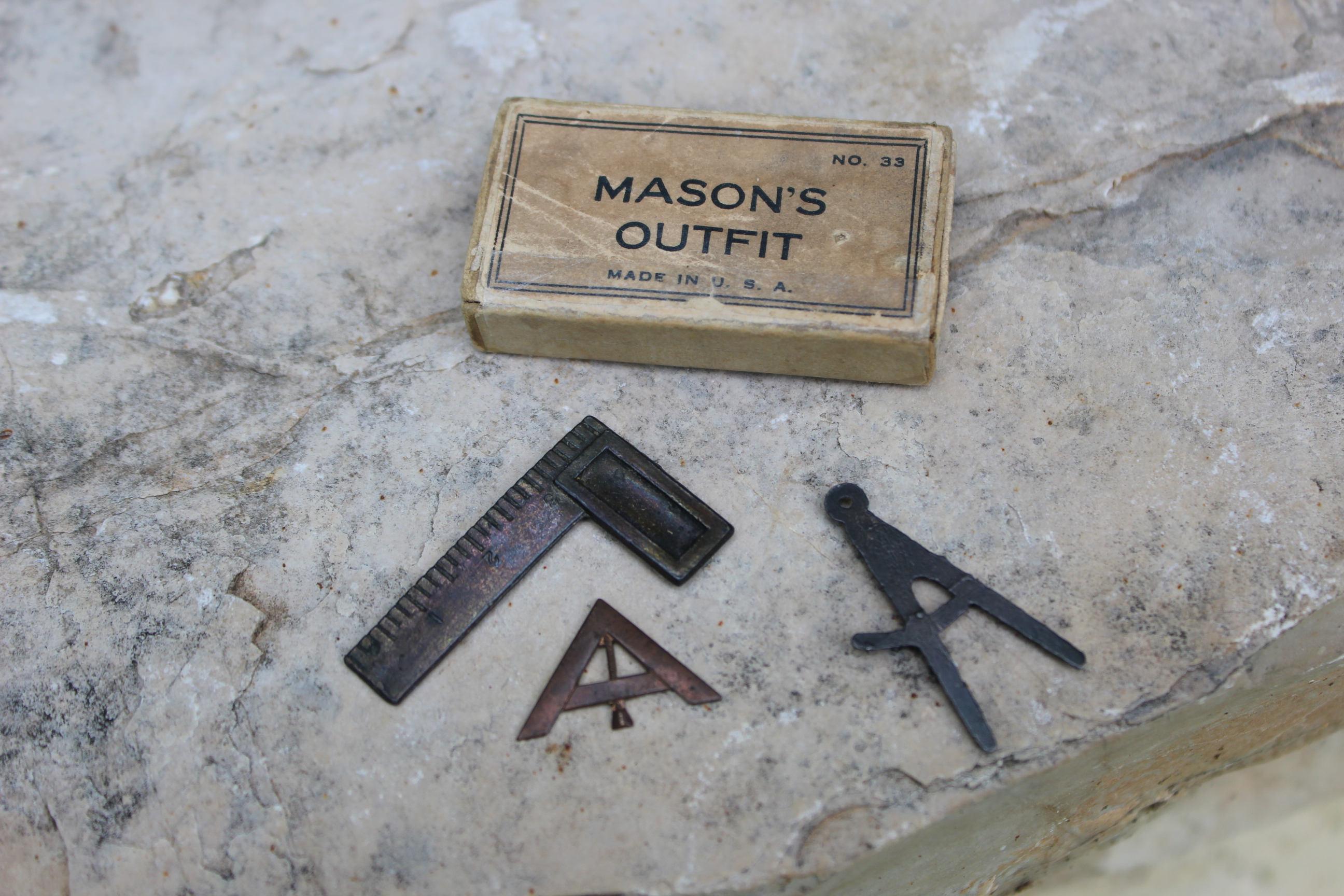 Les Outils De L Apprenti Franc Maçon