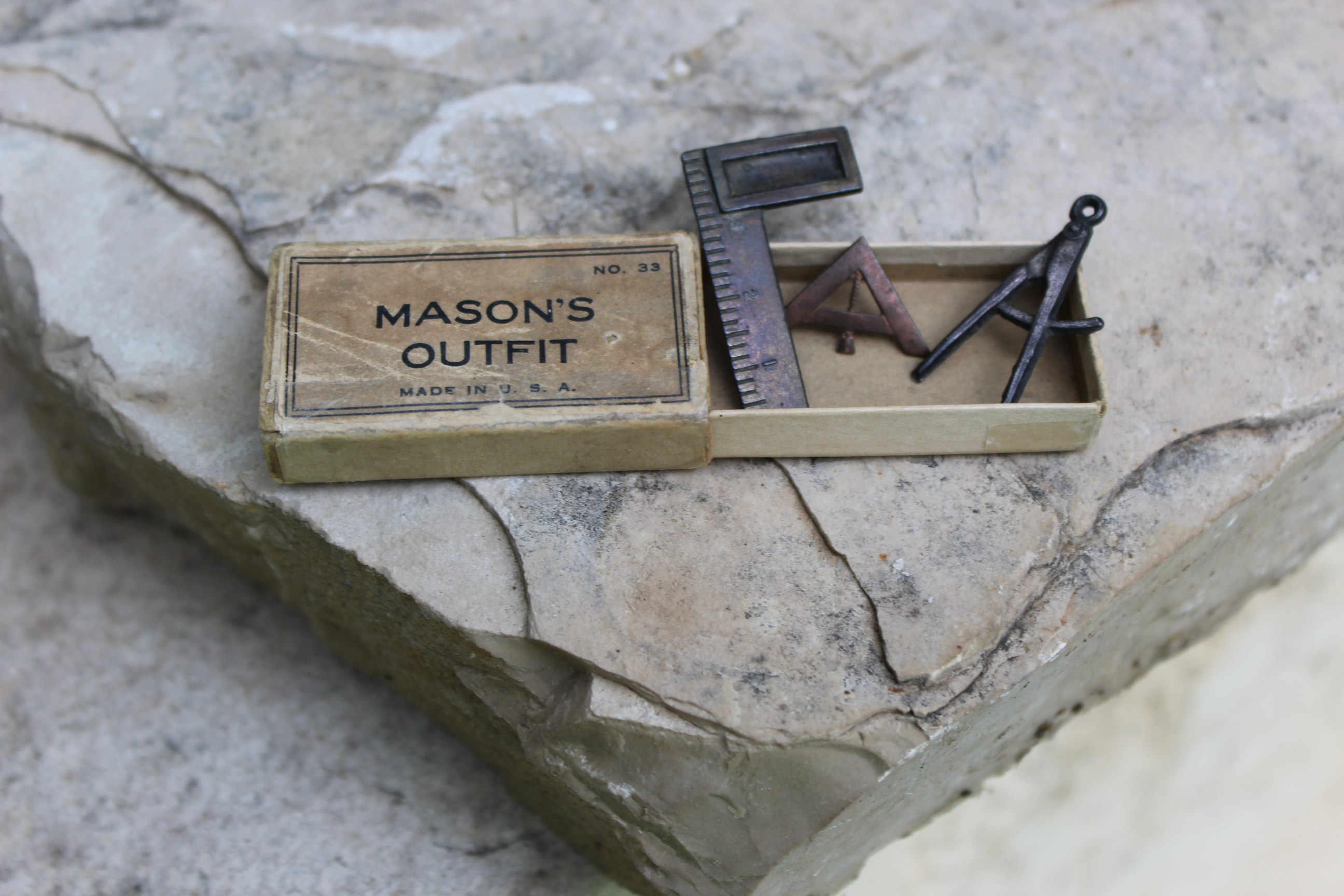 Les Outils De L Apprenti Franc Maçon