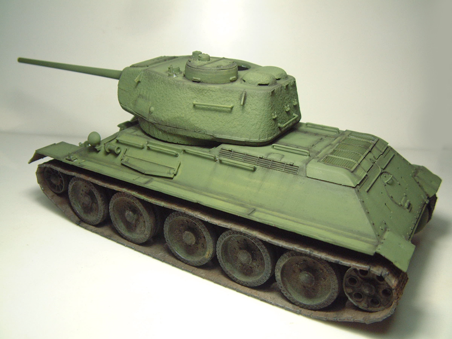 T-34/85 "Berlin 1945" [Academy] 1/35e - Page 2 1605270714154769014262073