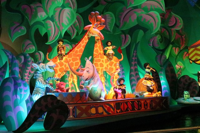 008 - It's a Small World 024