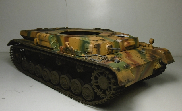 Panzer IV H/J 1/35 Academy - Page 2 16070107135721038614346715