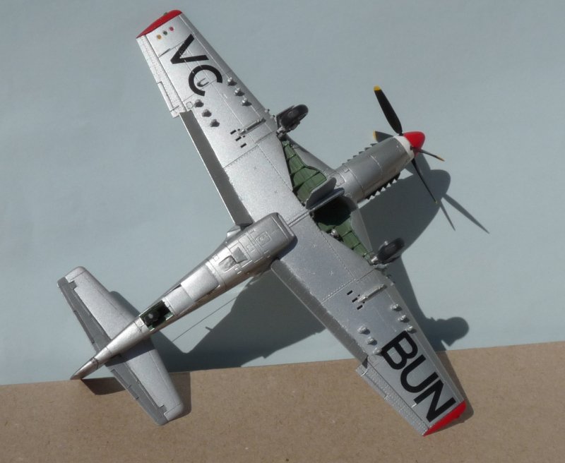 [Tamiya] 1/72 - North American  P-51D Mustang RCAF   1609220427135669814508721