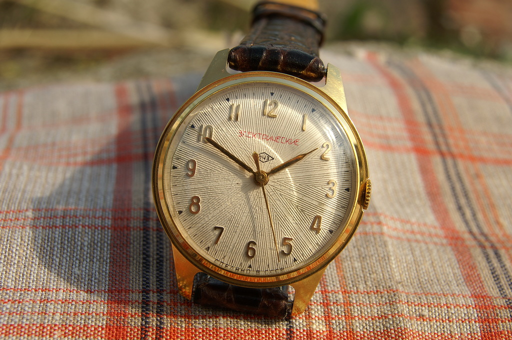 Répertoire des marques des montres soviétiques 16100202343312775414530587