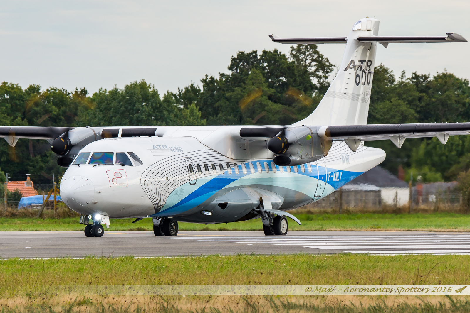 [04/10/2016] ATR42-600 (F-WWLY) Proto ATR.... 16100502324620914314535486