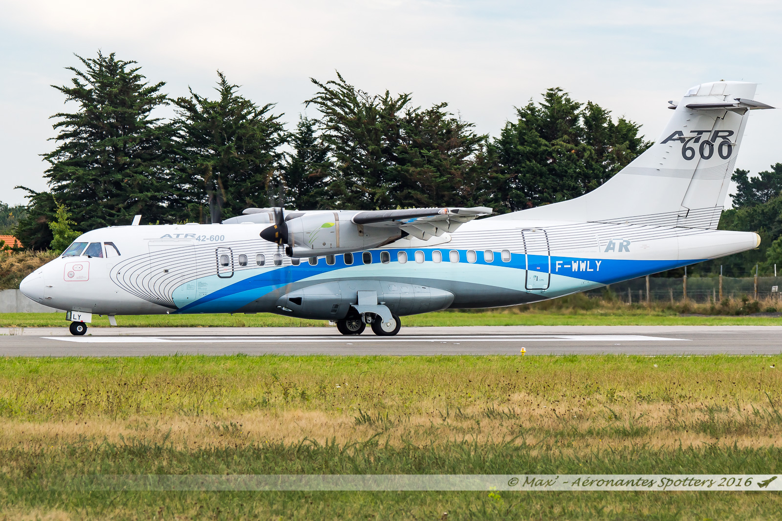 [04/10/2016] ATR42-600 (F-WWLY) Proto ATR.... 16100502325620914314535487