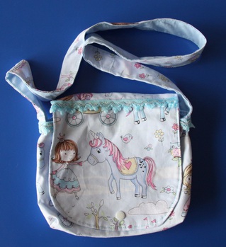 Couture Enfant Jeux OrganisteurVoiture - 2016 09 26fille (1)