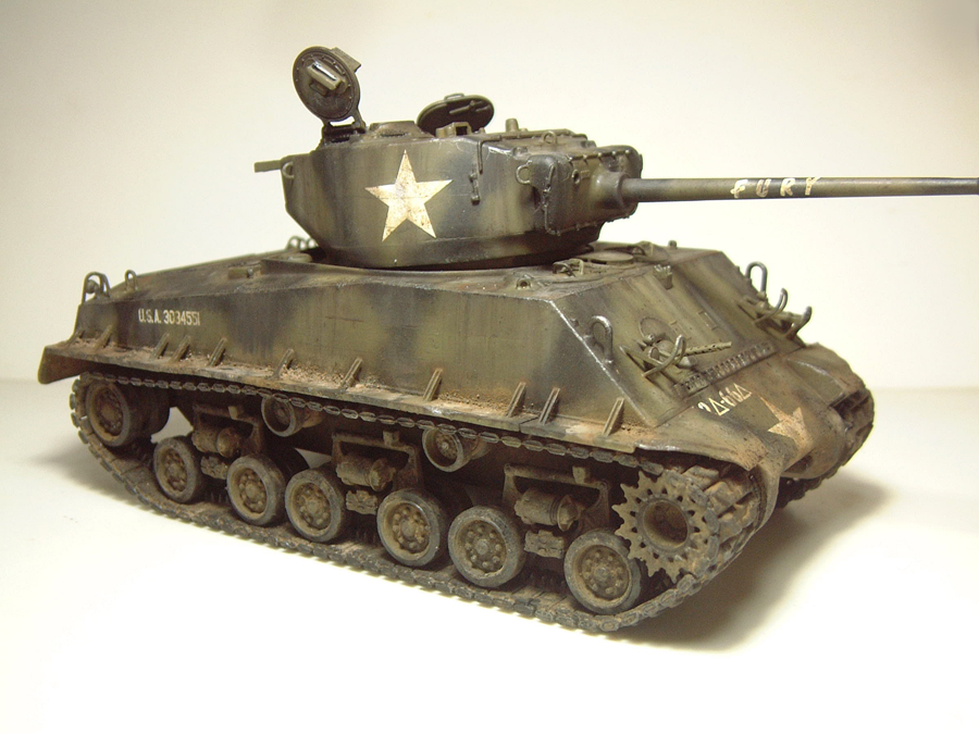 M4A3E8 Sherman "Fury" - 1/35e - [Italeri] - Page 2 1610240447454769014578884
