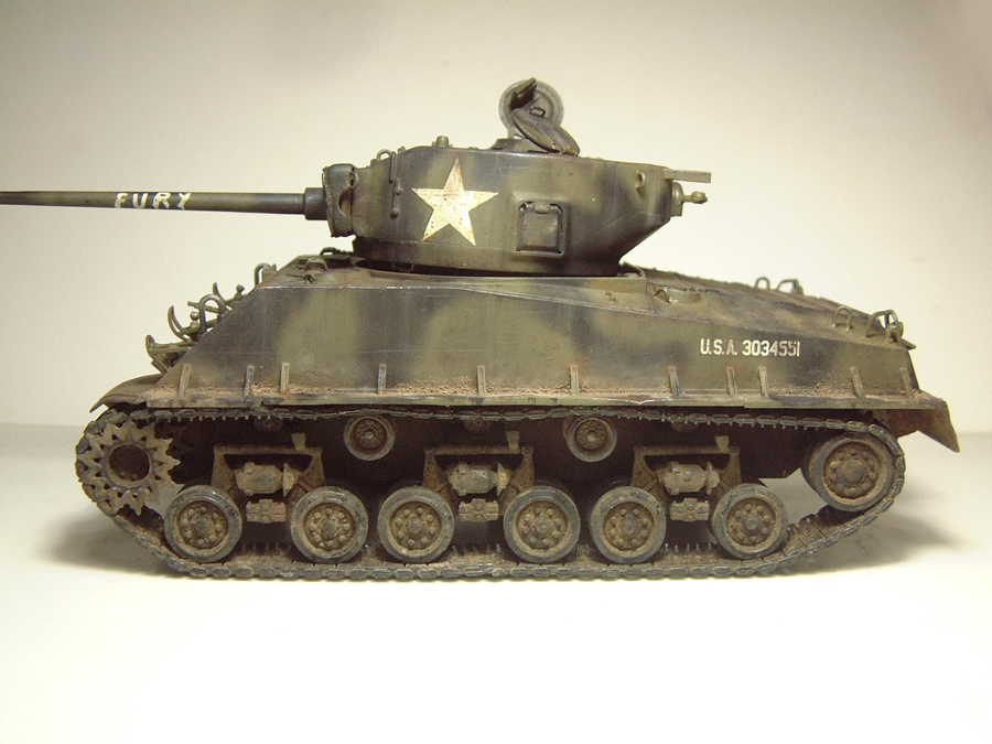 M4A3E8 Sherman "Fury" - 1/35e - [Italeri] - Page 2 1610240448084769014578888