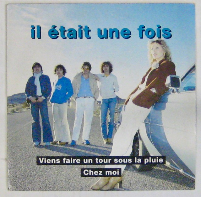 Je Viens Avec La Pluie Viens faire un tour sous la pluie de Il Etait Une Fois, SP chez sing