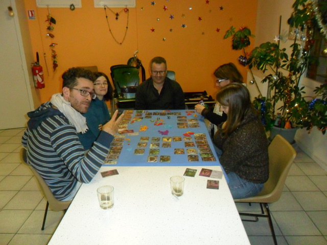 Vendredi 9 décembre 16121207042114150314703342