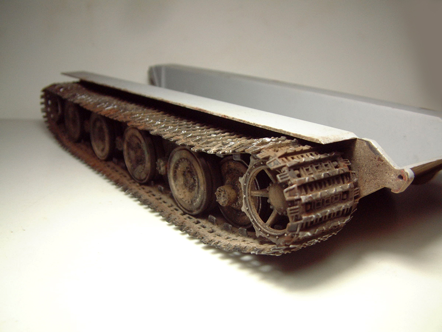 Jagdpanzer E-100 -1/35e [Trumpeter] 1701280620084769014808276