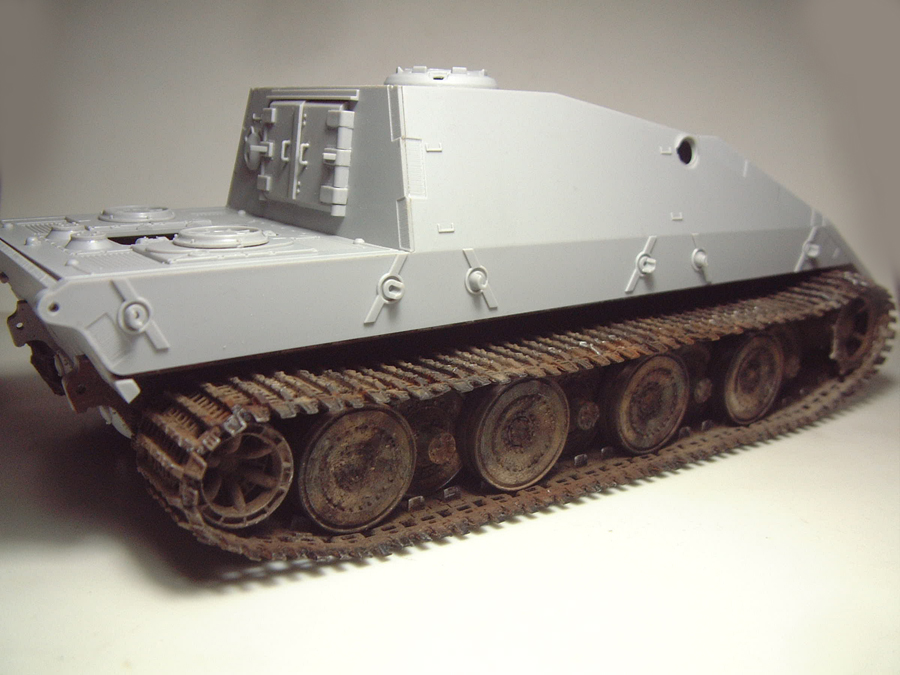 Jagdpanzer E-100 -1/35e [Trumpeter] 1701300706094769014814312