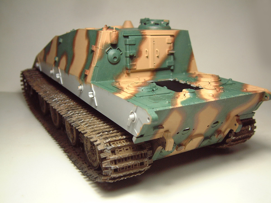 Jagdpanzer E-100 -1/35e [Trumpeter] - Page 3 1702020638474769014820445